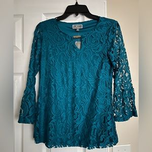 Women’s Turquoise Lace Detail Flowy Blouse